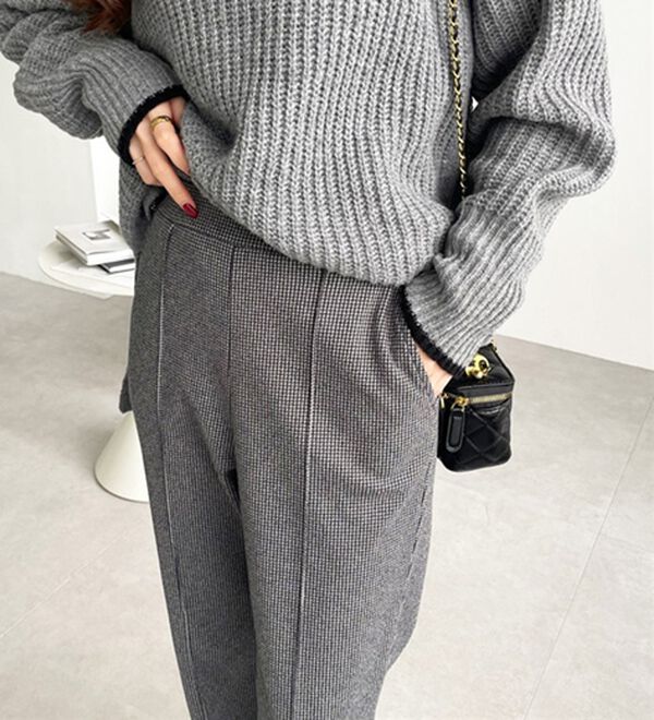 GeeRA（ジーラ）の「ウールライクピンタックストレートパンツ（ワイドパンツ・ガウチョ）」｜詳細画像