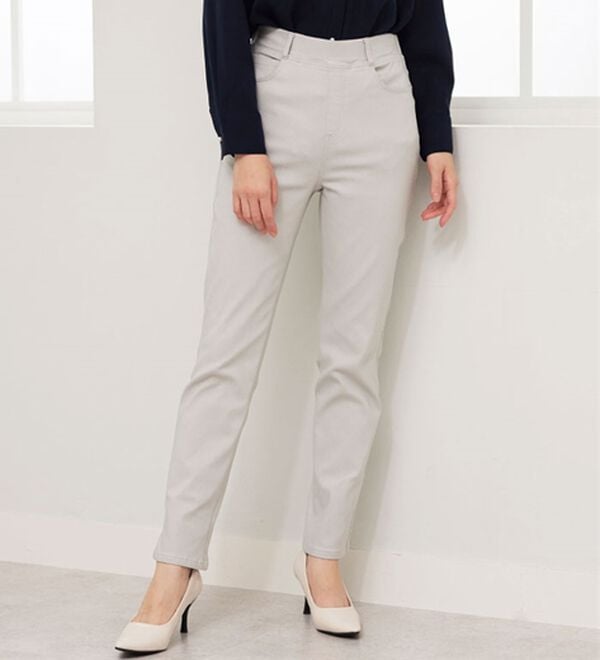 BELLUNA（ベルーナ）の「裏起毛ツイル素材ストレッチパンツ（フルレングスパンツ）」｜詳細画像