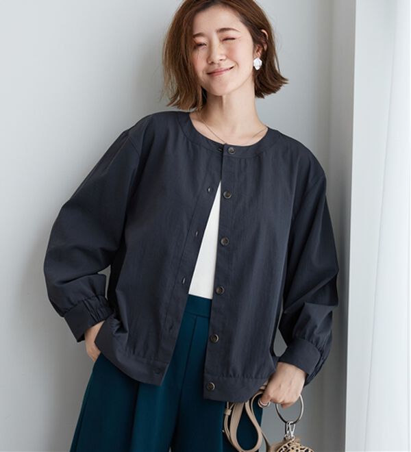 BELLUNA（ベルーナ）の「ビンテージ調ボタンデザインブルゾン（その他ジャケット）」｜チャコール
