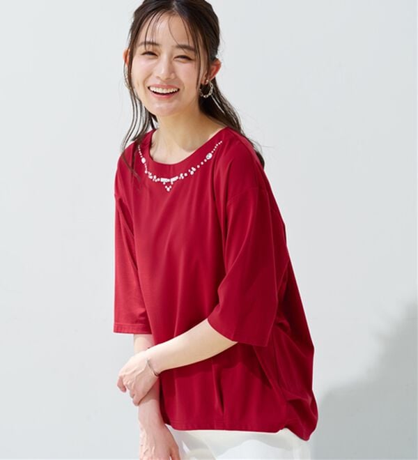 BELLUNA（ベルーナ）の「ビジュー使いドルマンプルオーバー（カットソー）」｜詳細画像