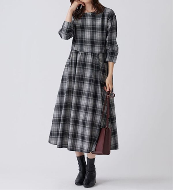 BELLUNA（ベルーナ）の「ゆったりギャザーポケット付ワンピース（その他ワンピース）」｜モノトーン系チェック