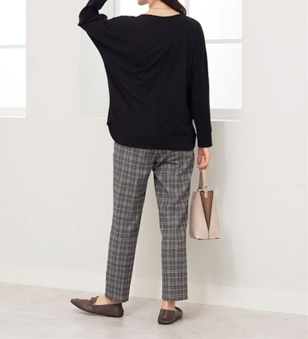 BELLUNA（ベルーナ）の「サマ見え(スーパーウォーム)ウール調素材美脚テーパードパンツ（テーパードパンツ）」｜詳細画像