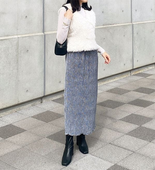 GeeRA（ジーラ）の「すっきり見え！ベロアプリーツロングスカート（ロングスカート）」｜詳細画像