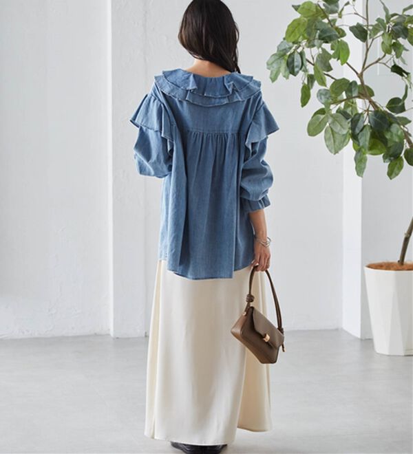 RANAN（ラナン）の「ビッグカラーフリルデニムブラウス（ブラウス）」｜詳細画像