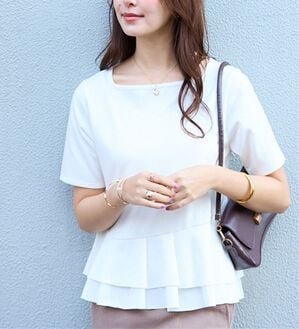 alotta（アロッタ）の「スクエアネックティアードトップス（カットソー）」｜ホワイト