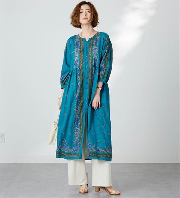 BELLUNA（ベルーナ）の「〈ＩＮＤＩＡ〉花柄プリントワンピース（その他ワンピース）」｜詳細画像