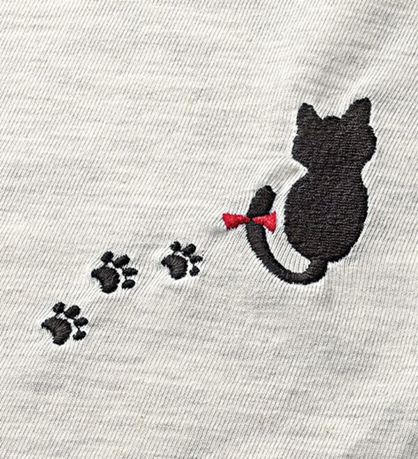 BELLUNA（ベルーナ）の「ネコ刺しゅうビッグプルオーバー（カットソー）」｜詳細画像