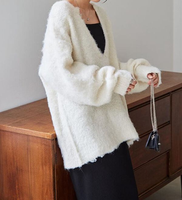 RANAN（ラナン）の「ディープキーネックシャギーニット（ニット・セーター）」｜詳細画像