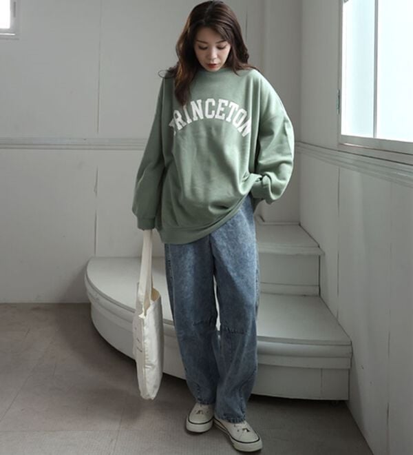 A HAPPY MARILYN（アハッピーマリリン）の「【Ｌ～８Ｌ】【ハピぽか裏起毛】２デザインから選べるロゴトレーナー 毛玉になりにくい（トレーナー・スウェット）」｜詳細画像