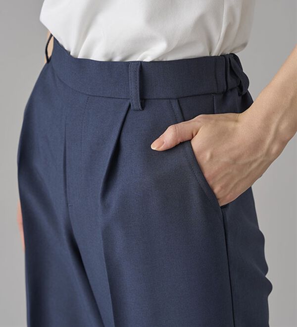 BELLUNA（ベルーナ）の「リネンタッチ美脚タックワイドパンツ（フルレングスパンツ）」｜詳細画像