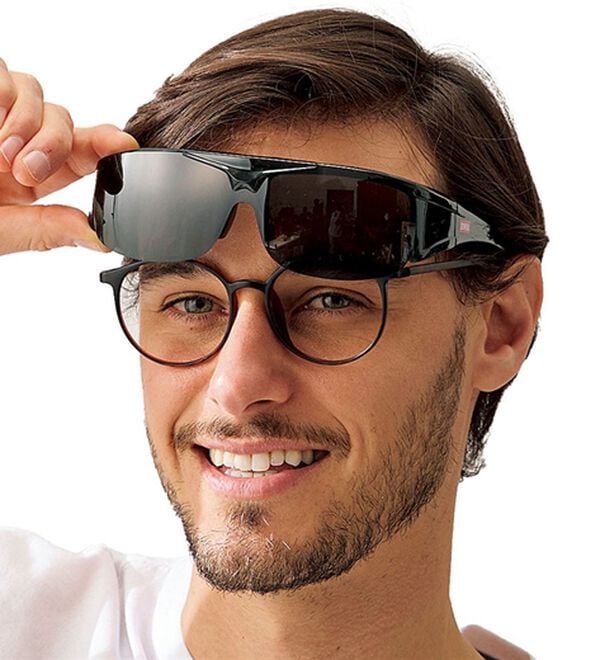 「シーンで選ぶ！ブランドファッショングラス（メンズスポーツ用品）」｜詳細画像