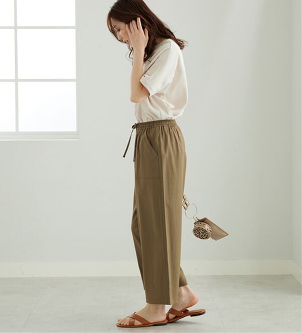 BELLUNA（ベルーナ）の「サラリ快適！ビンテージ調ベイカーワイドパンツ（ワイドパンツ・ガウチョ）」｜詳細画像