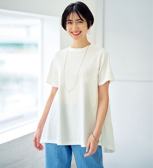 BELLUNA（ベルーナ）の「【汗ジミ対策】＜エアリーアイスコットン＞バック切替フレアーＴシャツ（Tシャツ）」｜オフ白