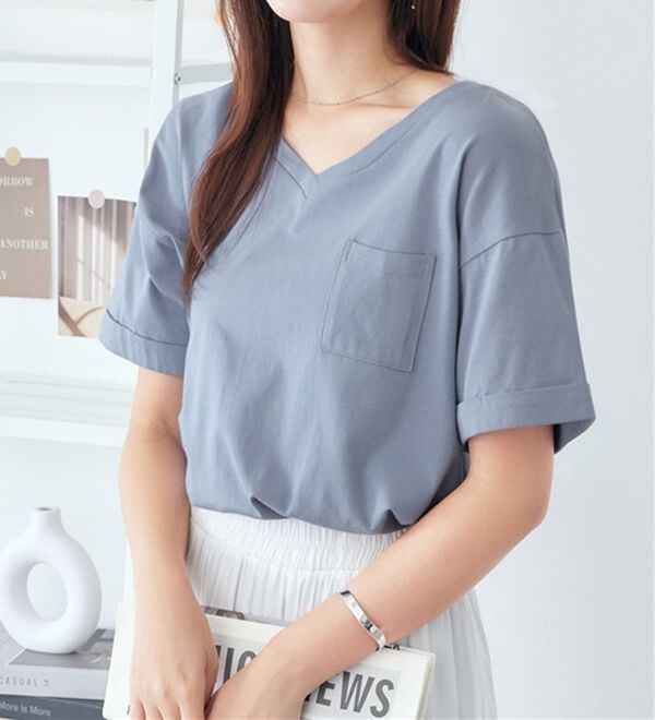 Viola e Viola（ヴィオラ エ ヴィオラ）の「綿１００％ポケット付ゆるＴシャツ（Tシャツ）」｜詳細画像