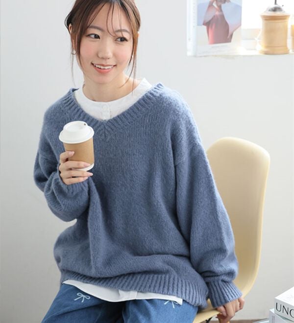 A HAPPY MARILYN（アハッピーマリリン）の「【Ｌ～６Ｌ／選べるネック】素材と着心地にこだわったシンプルデザインニット（ニット・セーター）」｜詳細画像