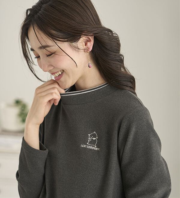 BELLUNA（ベルーナ）の「ふんわりなめらかネコちゃん刺しゅうチュニック（チュニック）」｜詳細画像