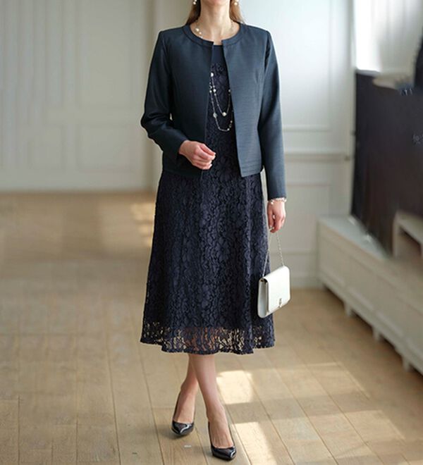 BELLUNA（ベルーナ）の「シャンタン素材ノーカラージャケットレースワンピースアンサンブル（ワンピースセットスーツ）」｜詳細画像