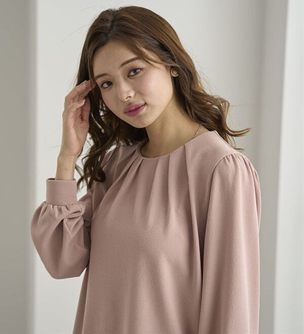 BELLUNA（ベルーナ）の「衿元タックデザインブラウス（ブラウス）」｜詳細画像