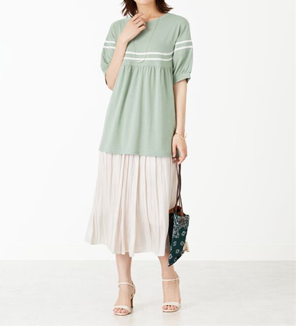 BELLUNA（ベルーナ）の「【Ｌａｇｒｉｌｕａ】配色ライン使いカットソーチュニック（チュニック）」｜詳細画像