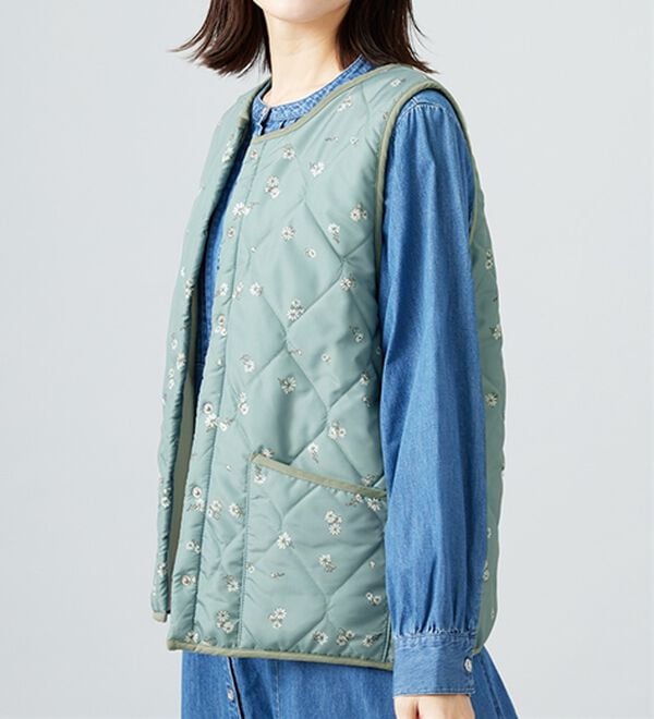 BELLUNA（ベルーナ）の「【洗える！】裏ファー素材中わたキルトベスト（ベスト）」｜詳細画像