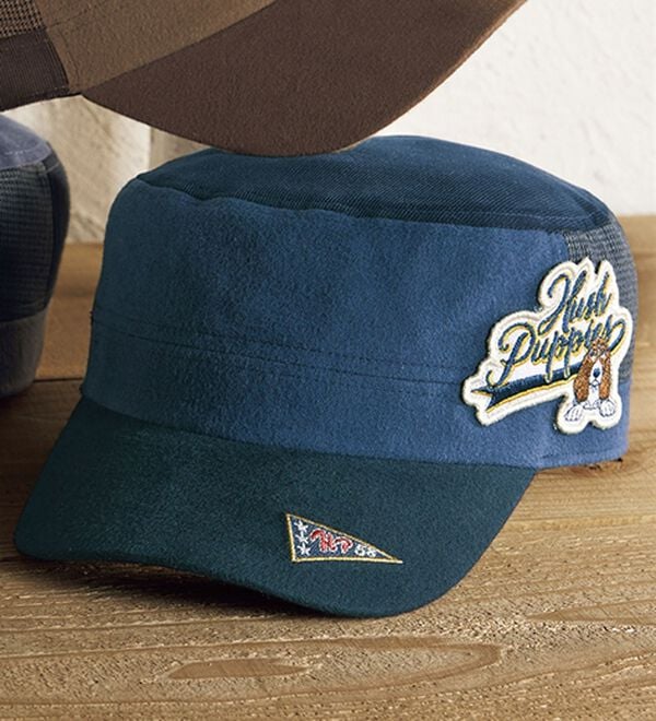 「＜ハッシュパピー＞コーデュロイビッグロゴキャップ（メンズ帽子）」｜ネイビー