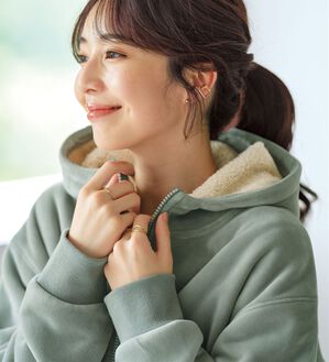 BELLUNA（ベルーナ）の「【快適Ｌａｂ．】リッチベロア素材裏ボアパーカー（パーカー）」｜詳細画像