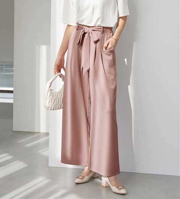 alotta（アロッタ）の「【４つの機能付】ひんやり共布リボン付ワイドパンツ（ワイドパンツ・ガウチョ）」｜詳細画像