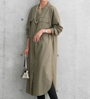 BELLUNA（ベルーナ）の「胸ポケット付キーネックシャツワンピース（チュニック）」｜ライトカーキ