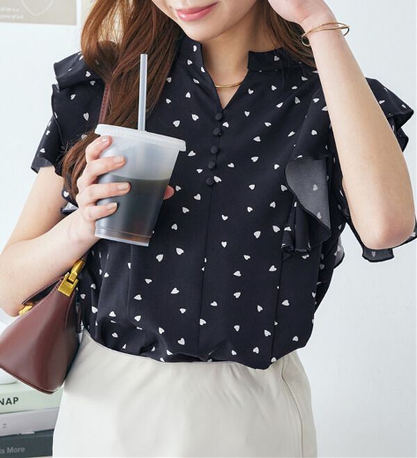 alotta（アロッタ）の「フリルデザインブラウス（ブラウス）」｜詳細画像