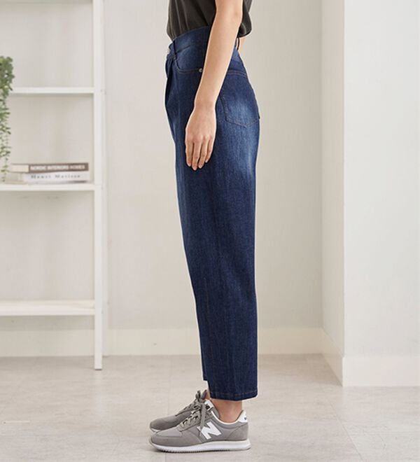 BELLUNA（ベルーナ）の「ひんやり冷感！カーブシルエットデニムパンツ（ワイドパンツ・ガウチョ）」｜詳細画像