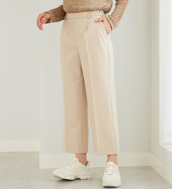 BELLUNA（ベルーナ）の「サラリ美脚見え！タック使いワイドパンツ（ワイドパンツ・ガウチョ）」｜詳細画像