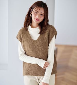 BELLUNA（ベルーナ）の「【リブプルオーバー付】シャギーニットベスト（ベスト）」｜モカ&times;オフ白