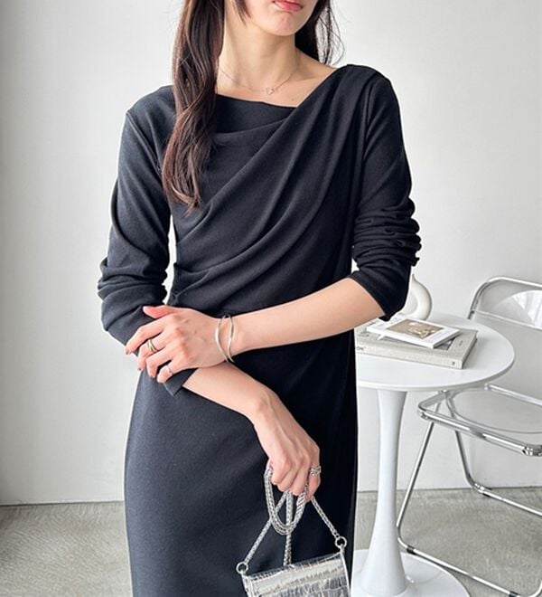 GeeRA（ジーラ）の「ドレープデザインワンピース（その他ワンピース）」｜詳細画像