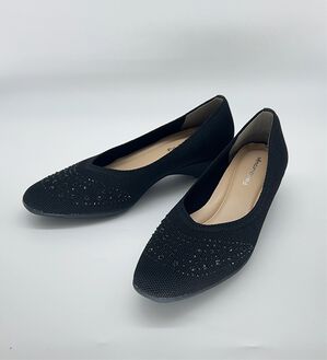 BELLUNA（ベルーナ）の「きらきらビジューニットパンプス（パンプス）」｜ブラック