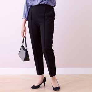 BELLUNA（ベルーナ）の「ストレッチ素材センタープレス入りテーパードパンツ（テーパードパンツ）」｜詳細画像