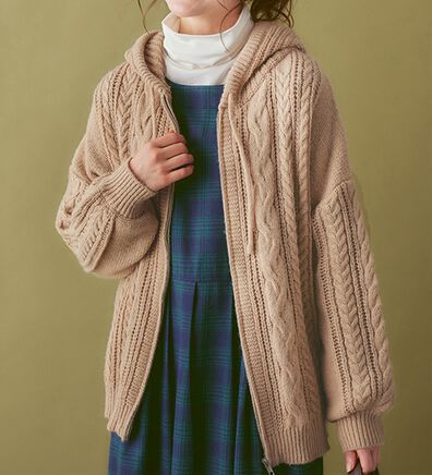 Viola e Viola（ヴィオラ エ ヴィオラ）の「ゆるっとあったかケーブルニットパーカー（パーカー）」