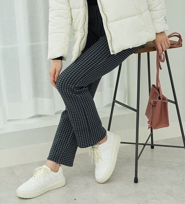 BELLUNA（ベルーナ）の「まるではく毛布！静電防止付裏ファーイージーパンツ（フルレングスパンツ）」｜詳細画像