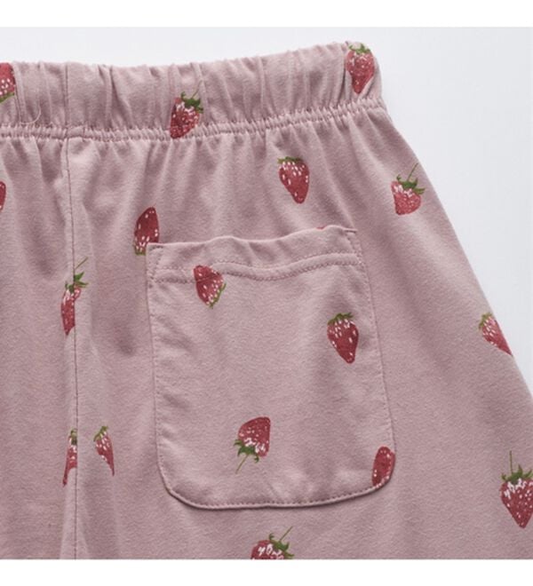 YU'NOW（ユナウ）の「ラグランスリーブＴシャツ＆ショートパンツセット（パジャマ・ルームウェア）」｜詳細画像