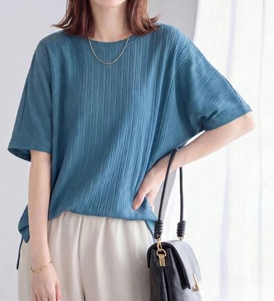 Viola e Viola（ヴィオラ エ ヴィオラ）の「ひんやり多機能ランダムテレコドルマントップス（カットソー）」