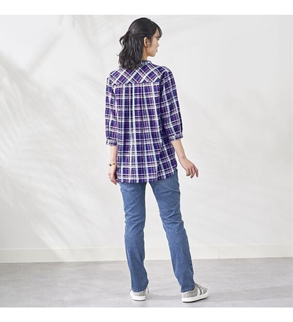 BELLUNA（ベルーナ）の「綿１００％刺しゅうデザインシャツ（シャツ）」｜詳細画像