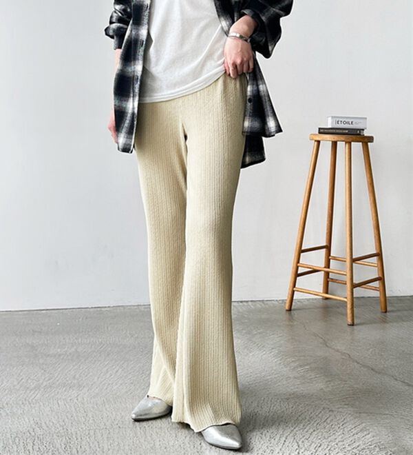 GeeRA（ジーラ）の「セルフカット美脚魅せセミフレアパンツ（フルレングスパンツ）」｜詳細画像