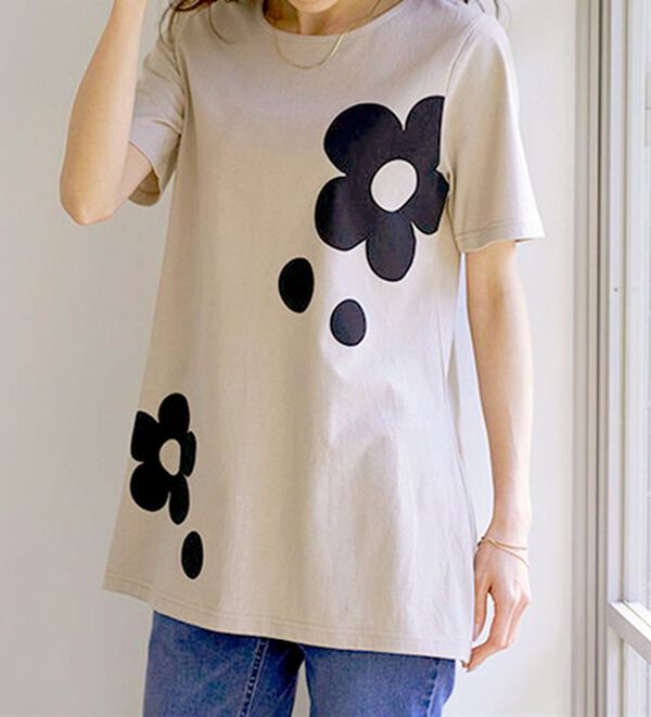 BELLUNA（ベルーナ）の「ひんやリッチコットン大人のプリントロング丈Ｔシャツ（カットソー）」｜詳細画像