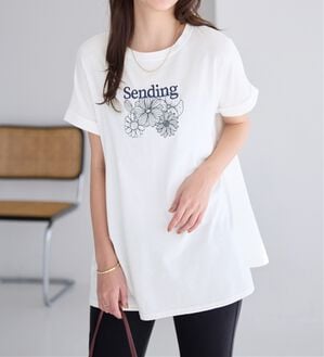 Viola e Viola（ヴィオラ エ ヴィオラ）の「【柄が選べる】大人の華やかプリントチュニックＴシャツ（チュニック）」｜フラワー