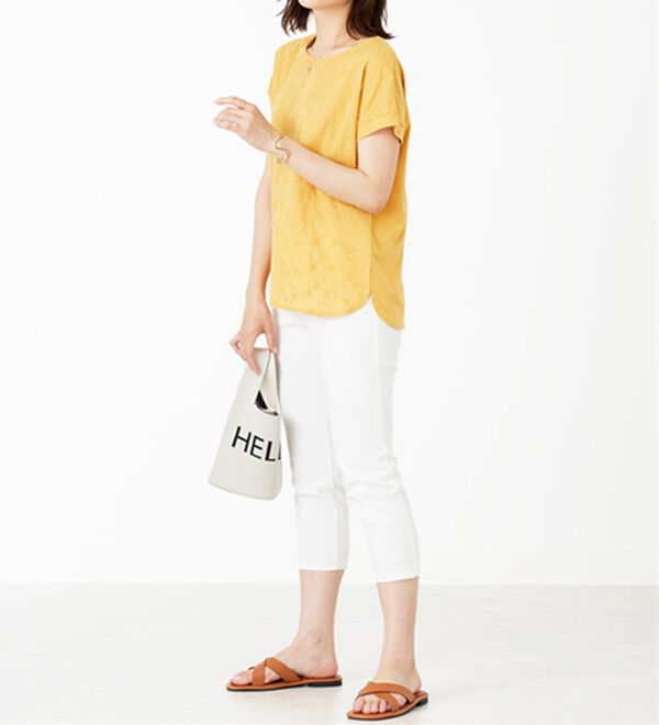 BELLUNA（ベルーナ）の「刺しゅうレース切替プルオーバー（カットソー）」｜詳細画像