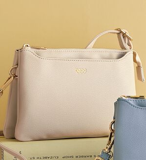 BELLUNA（ベルーナ）の「整理整頓上手な５層式ミニショルダー（ショルダーバッグ）」｜アイボリー