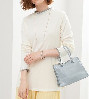 BELLUNA（ベルーナ）の「重ね着風フリル衿プルオーバー（カットソー）」｜オフ白&times;杢グレー