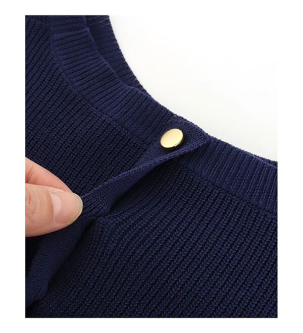 Pierrot（ピエロ）の「リネンタッチゴールドボタンパフスリーブニット（ニット・セーター）」｜詳細画像