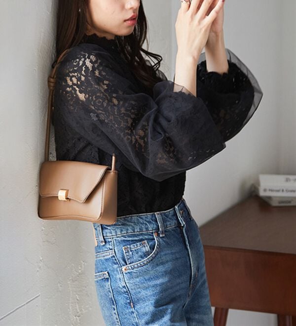 RANAN（ラナン）の「チュールドッキングフラワーレースキャンディースリーブブラウス（ブラウス）」｜詳細画像