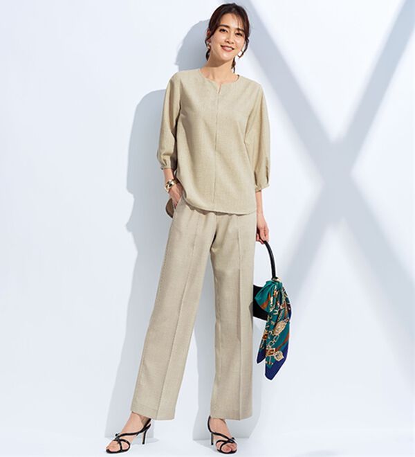 BELLUNA（ベルーナ）の「ひんやりリネンライク素材キーネックブラウス（ブラウス）」｜詳細画像