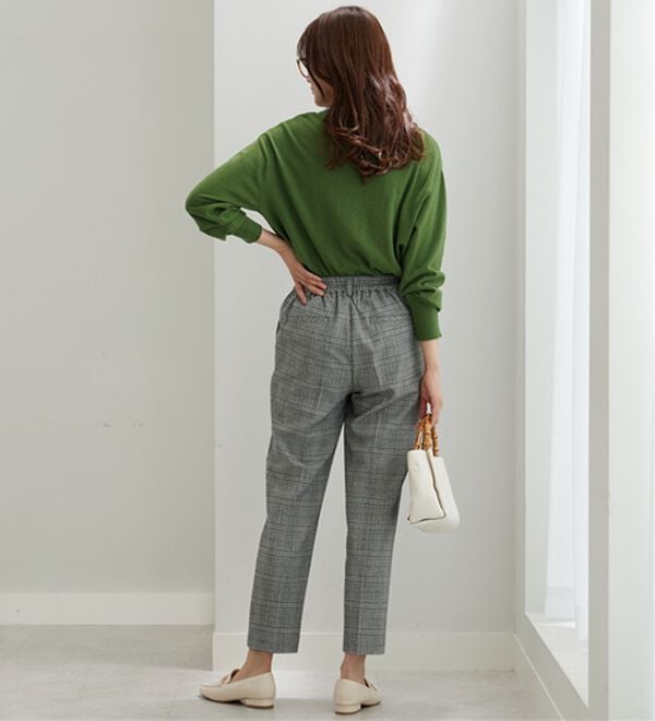 BELLUNA（ベルーナ）の「サマ見え(スーパーウォーム)ウール調素材美脚テーパードパンツ（テーパードパンツ）」｜詳細画像